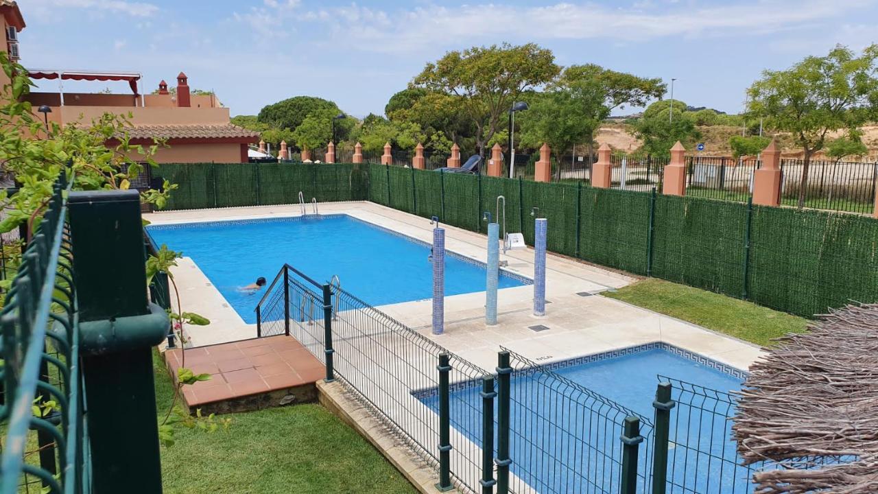 Villa De Islantilla Exterior photo